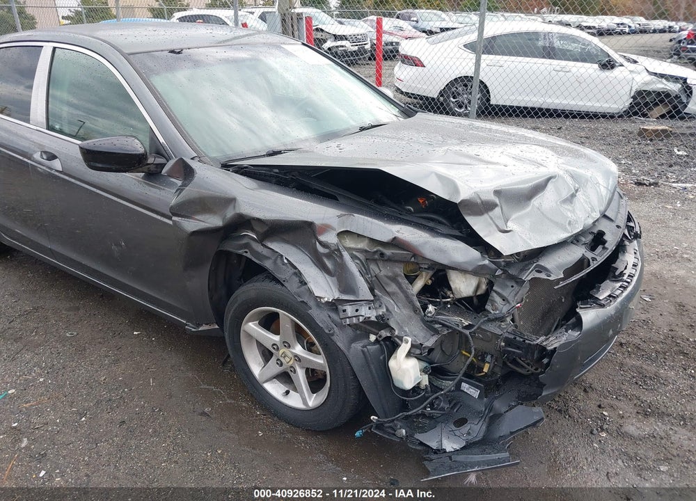 2009 HONDA ACCORD 2.4 LX VIN: JHMCP26359C003945