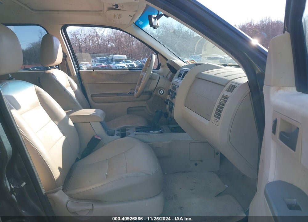 2008 FORD ESCAPE XLT VIN: 1FMCU93138KC68286