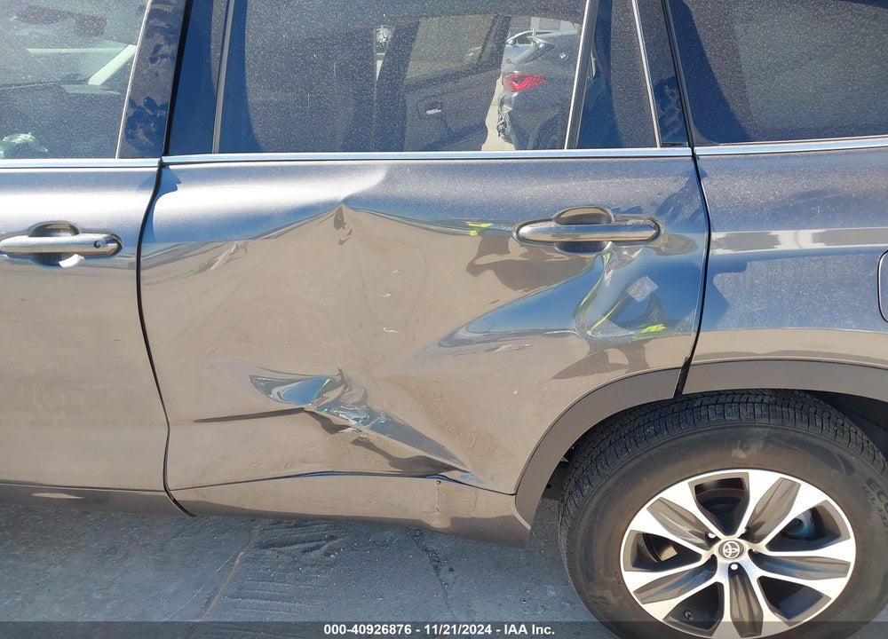 2020 TOYOTA HIGHLANDER HYBRID XLE VIN: 5TDGBRCH0LS501759