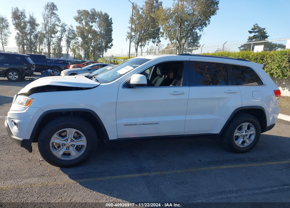 2015 JEEP GRAND CHEROKEE LAREDO VIN: 1C4RJEAG7FC792460