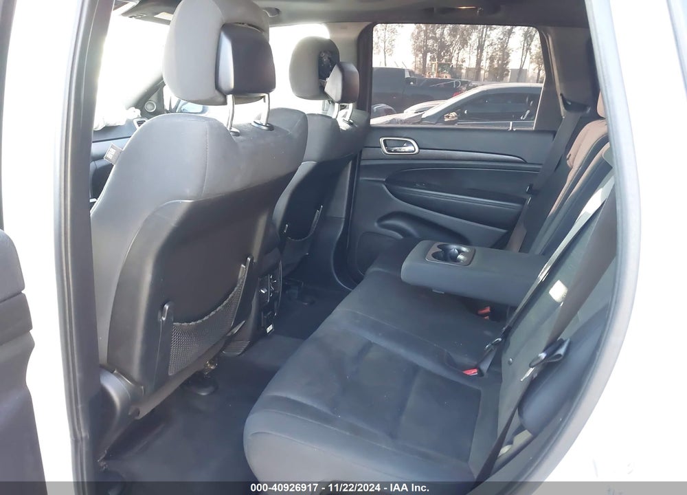 2015 JEEP GRAND CHEROKEE LAREDO VIN: 1C4RJEAG7FC792460