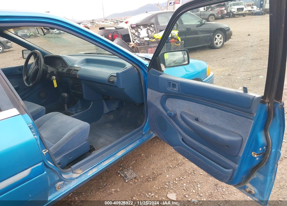 1994 FORD ESCORT LX/SPORT VIN: 1FARP15JXRW172949