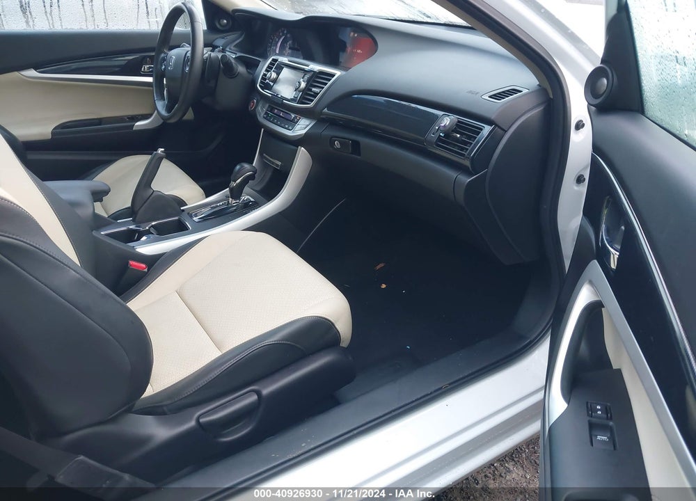 2013 HONDA ACCORD EX-L V-6 VIN: 1HGCT2B86DA013291