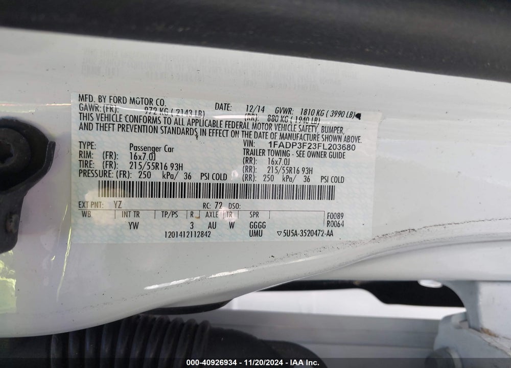 2015 FORD FOCUS SE VIN: 1FADP3F23FL203680