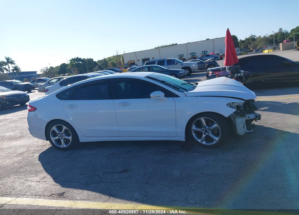 2015 FORD FUSION SE VIN: 3FA6P0H90FR211321