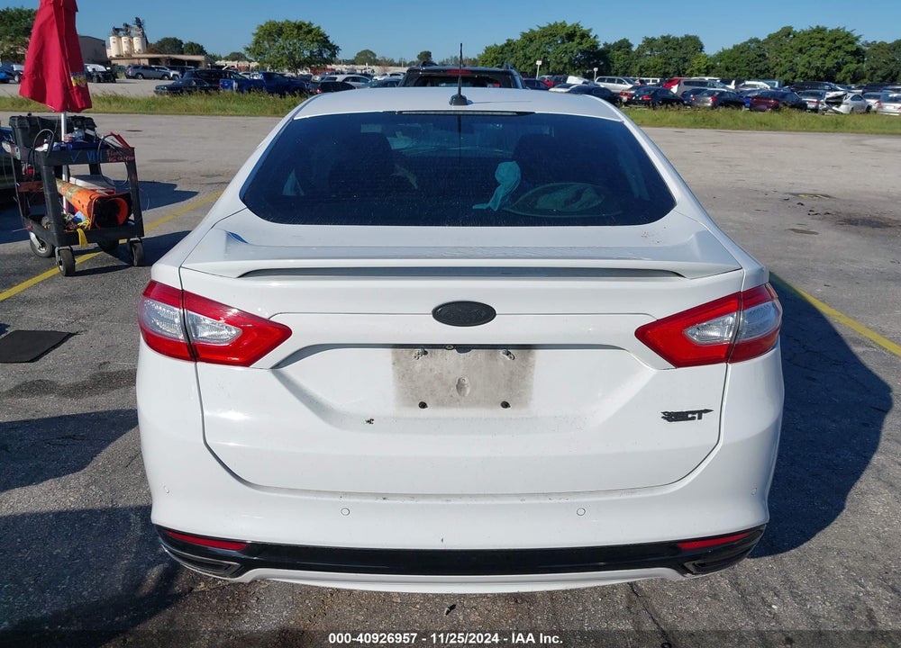 2015 FORD FUSION SE VIN: 3FA6P0H90FR211321