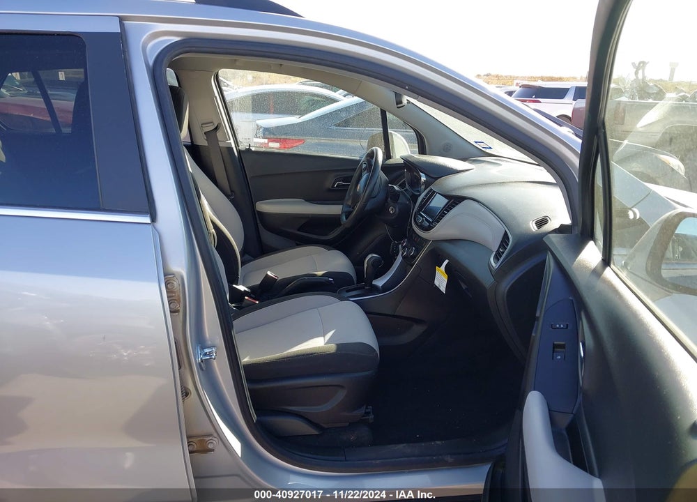 2020 CHEVROLET TRAX FWD LT VIN: KL7CJLSB2LB323725