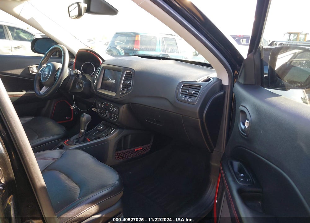 2018 JEEP COMPASS TRAILHAWK 4X4 VIN: 3C4NJDDB4JT402453