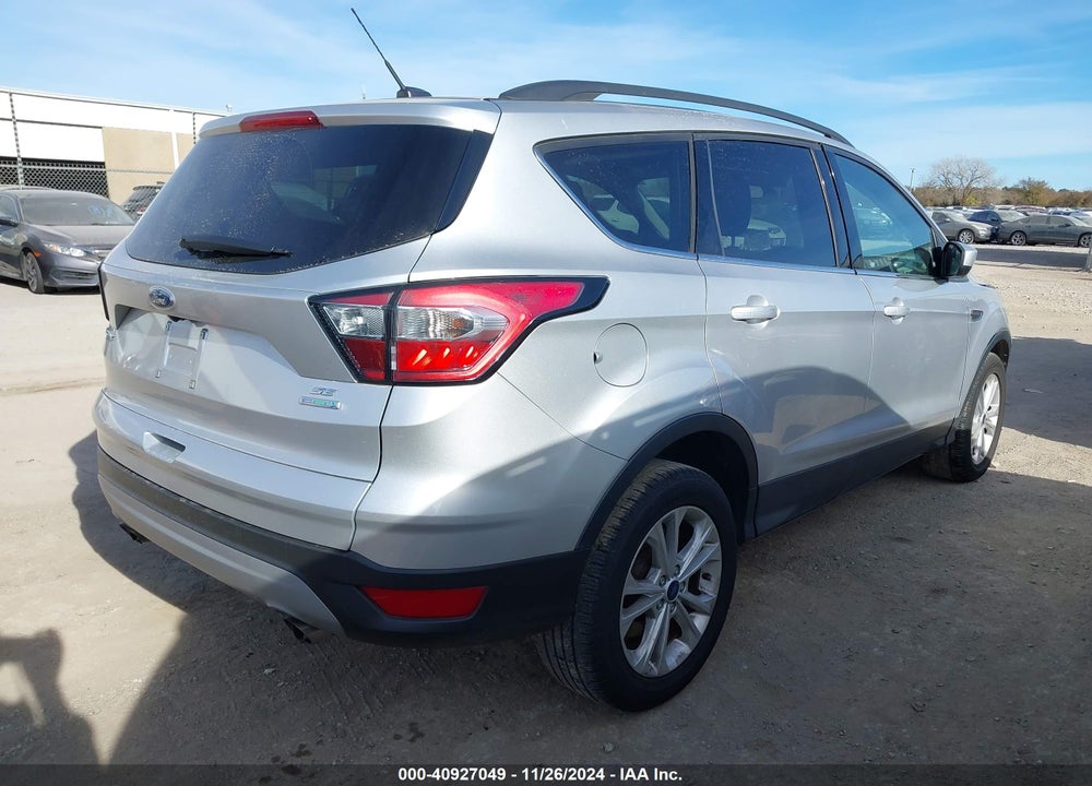 2018 FORD ESCAPE SE VIN: 1FMCU0GD5JUA11205