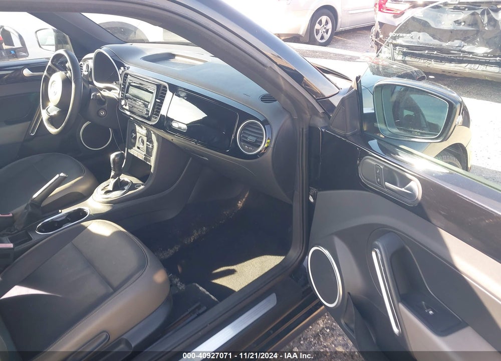 2012 VOLKSWAGEN BEETLE 2.5L VIN: 3VWJP7AT8CM655930