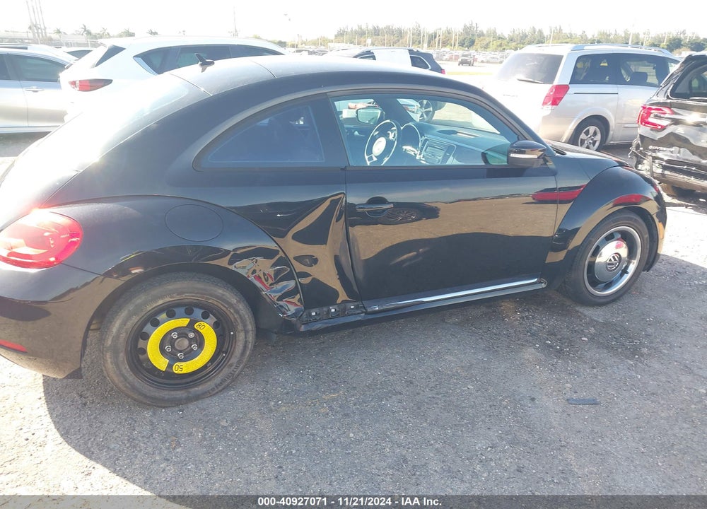 2012 VOLKSWAGEN BEETLE 2.5L VIN: 3VWJP7AT8CM655930