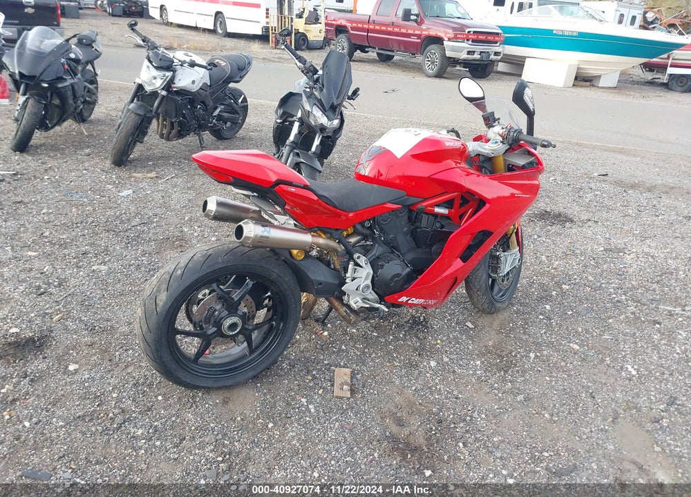 2020 DUCATI SUPERSPORT VIN: ZDMVABDS9LB009352