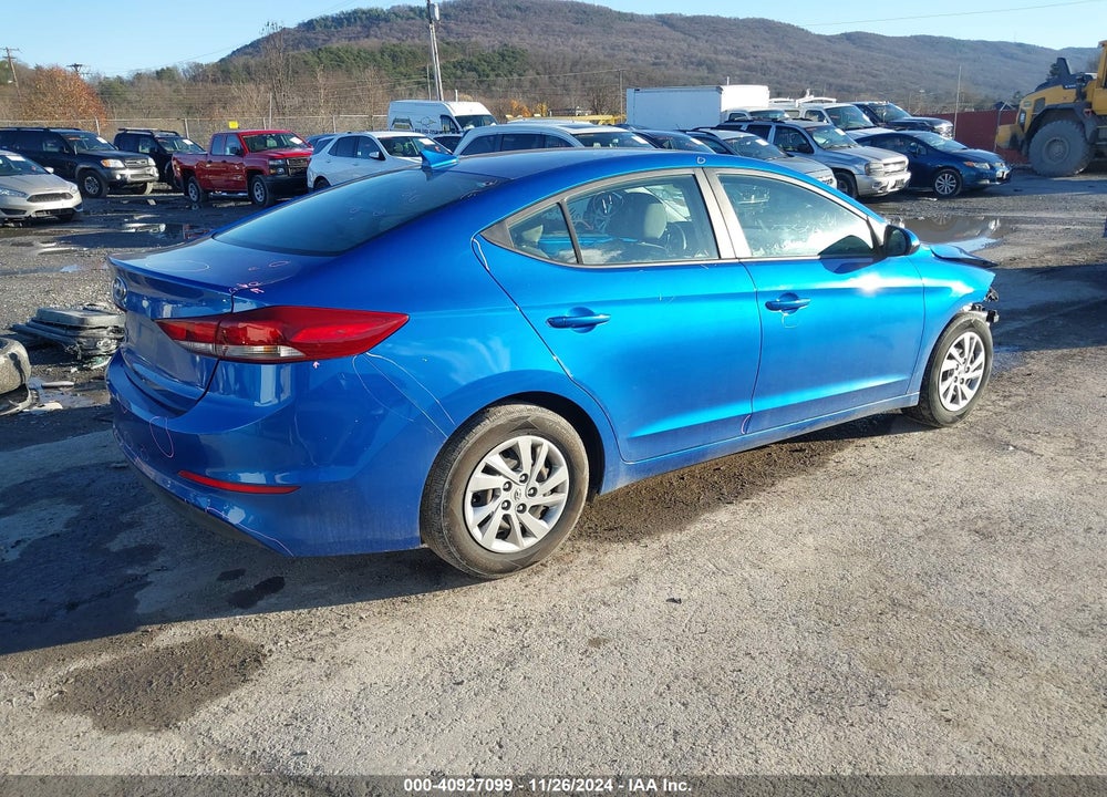 2017 HYUNDAI ELANTRA SE VIN: KMHD74LF4HU330826