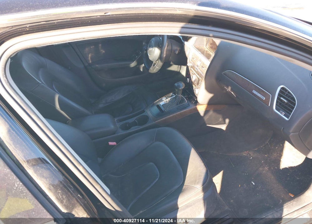 2016 AUDI A4 VIN: WAUBFAFL2GN002258