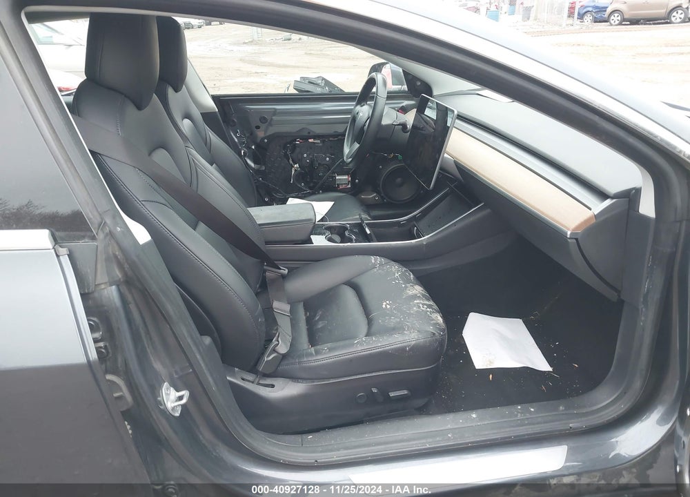 2018 TESLA MODEL 3 LONG RANGE/PERFORMANCE VIN: 5YJ3E1EB5JF121320