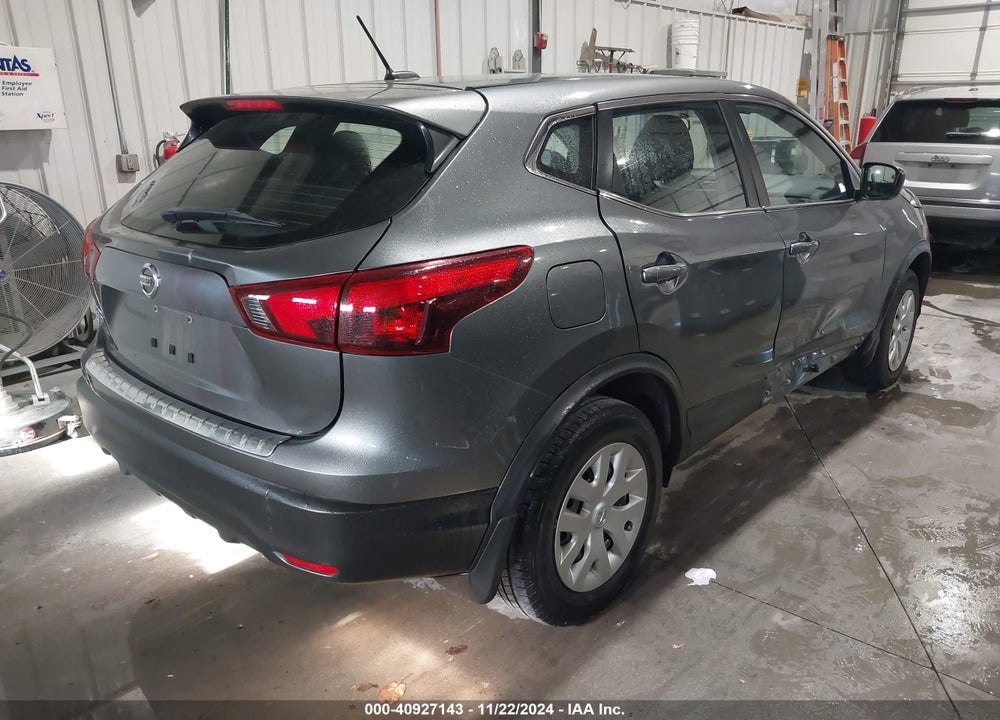 2018 NISSAN ROGUE SPORT S VIN: JN1BJ1CP9JW107540