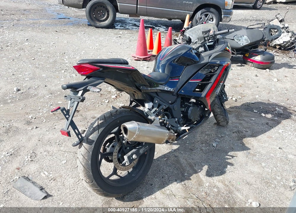 2021 JIANGSU BAODIAO --- VIN: L2BB5AAK3MB711020