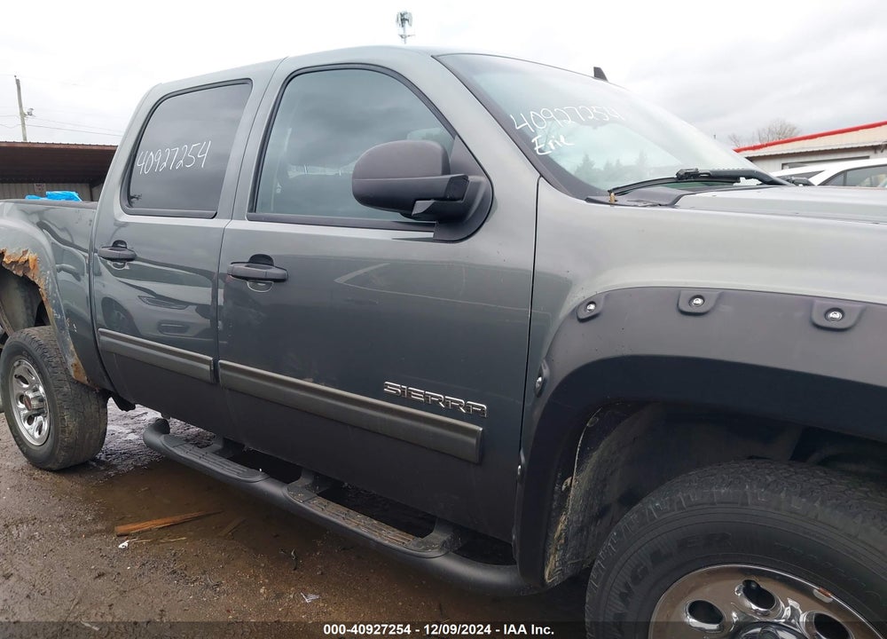 2011 GMC SIERRA 1500 SL VIN: 3GTP2UEA5BG257493