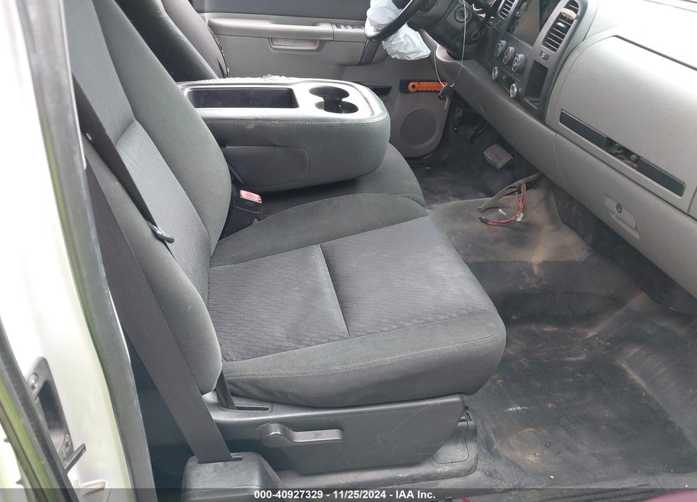 2010 CHEVROLET SILVERADO 1500 WORK TRUCK VIN: 1GCSCPEA6AZ215101