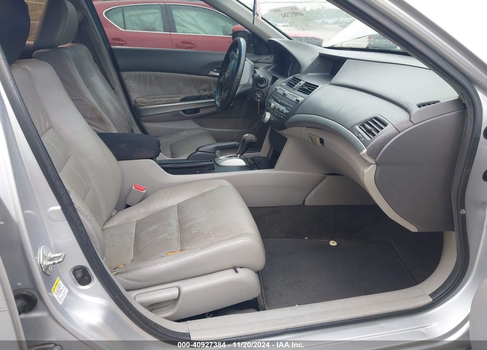 2010 HONDA ACCORD 2.4 EX-L VIN: 1HGCP2F86AA170135