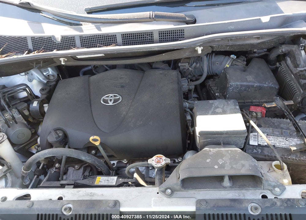 2017 TOYOTA SIENNA LE 8 PASSENGER VIN: 5TDKZ3DC5HS798816