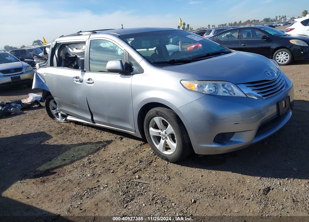 2017 TOYOTA SIENNA LE 8 PASSENGER VIN: 5TDKZ3DC5HS798816