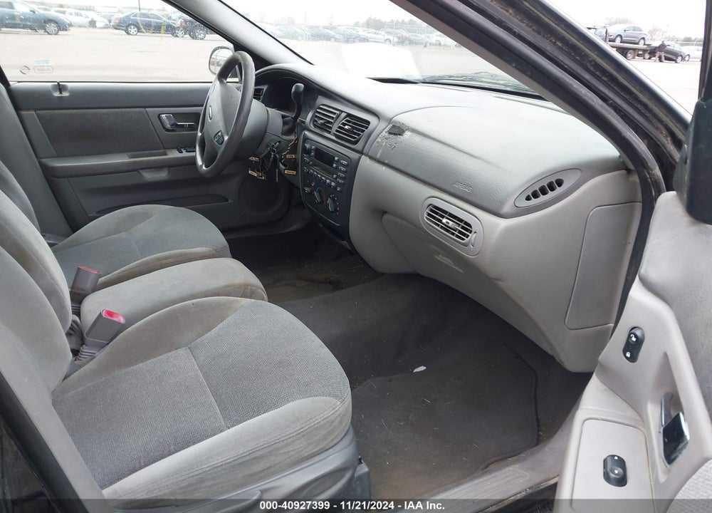 2002 FORD TAURUS SES VIN: 1FAFP55292G266064