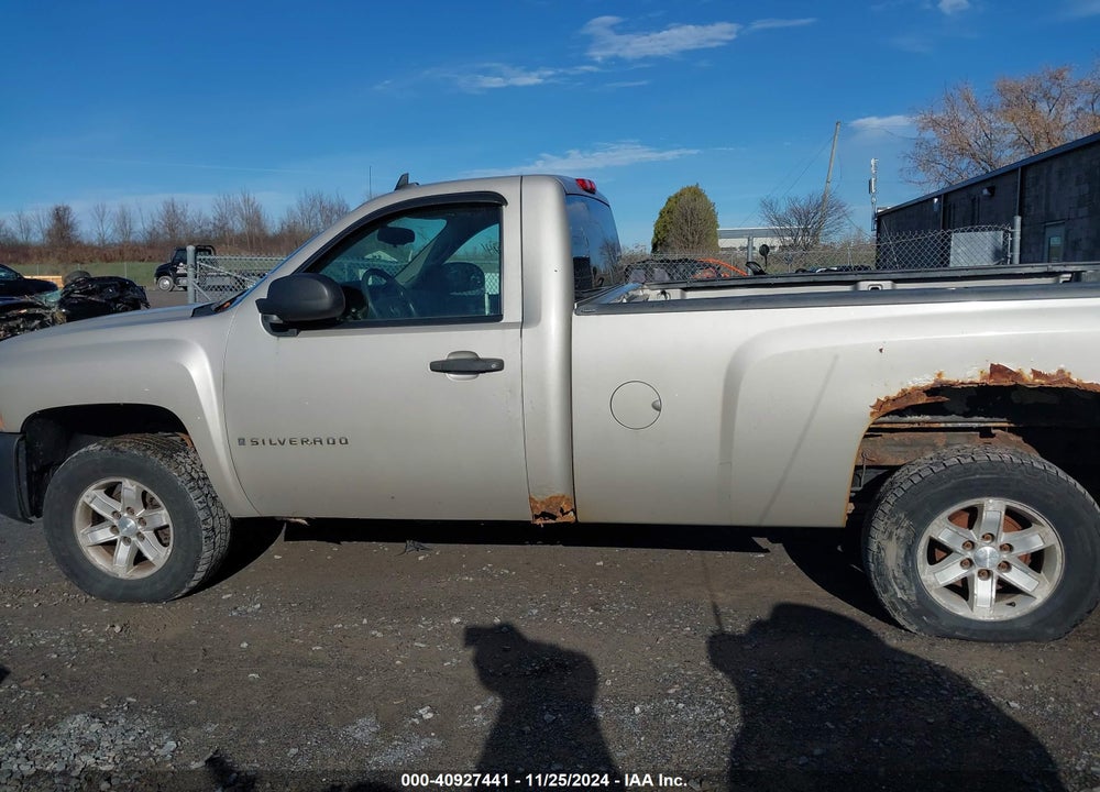 2008 CHEVROLET SILVERADO 1500 WORK TRUCK VIN: 1GCEK14C48E111305