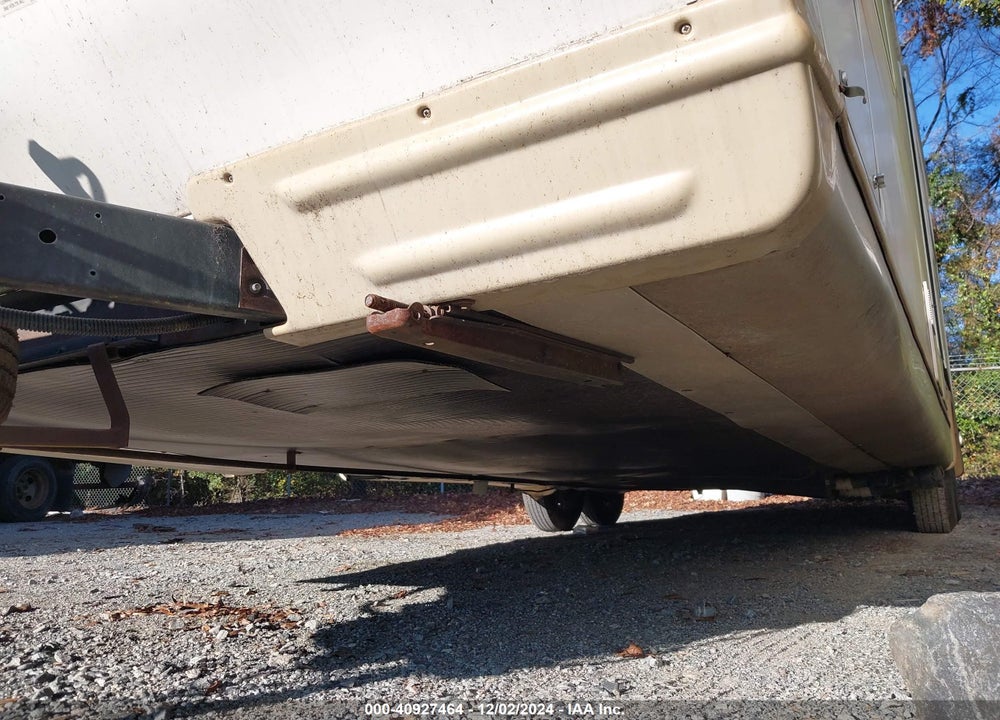 2005 JAYCO OTHER VIN: 1UJBJ02M45LJZ0411