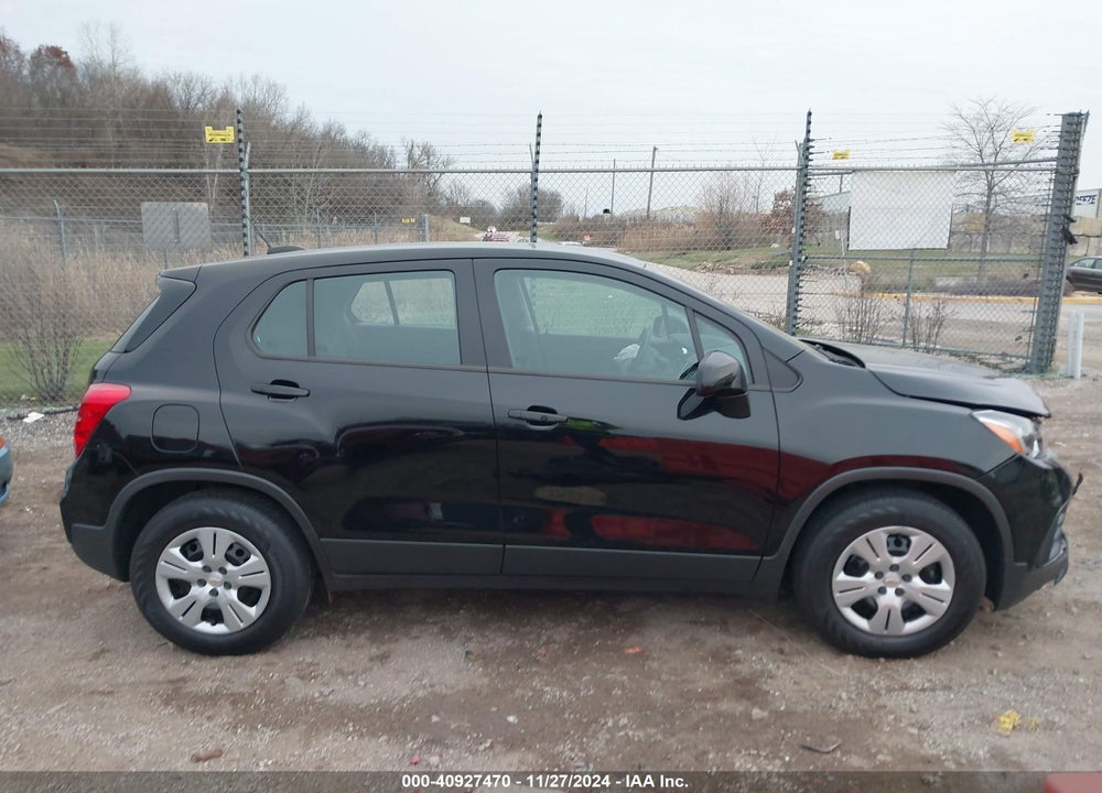 2019 CHEVROLET TRAX LS VIN: 3GNCJKSB7KL175461