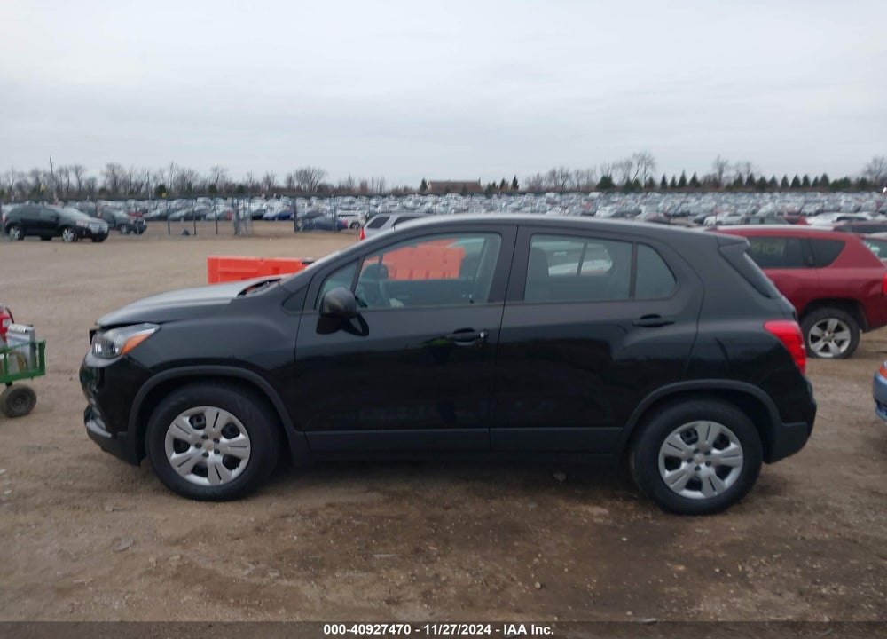2019 CHEVROLET TRAX LS VIN: 3GNCJKSB7KL175461