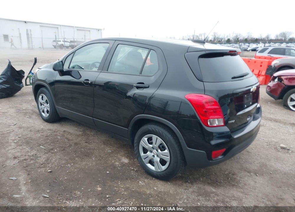 2019 CHEVROLET TRAX LS VIN: 3GNCJKSB7KL175461