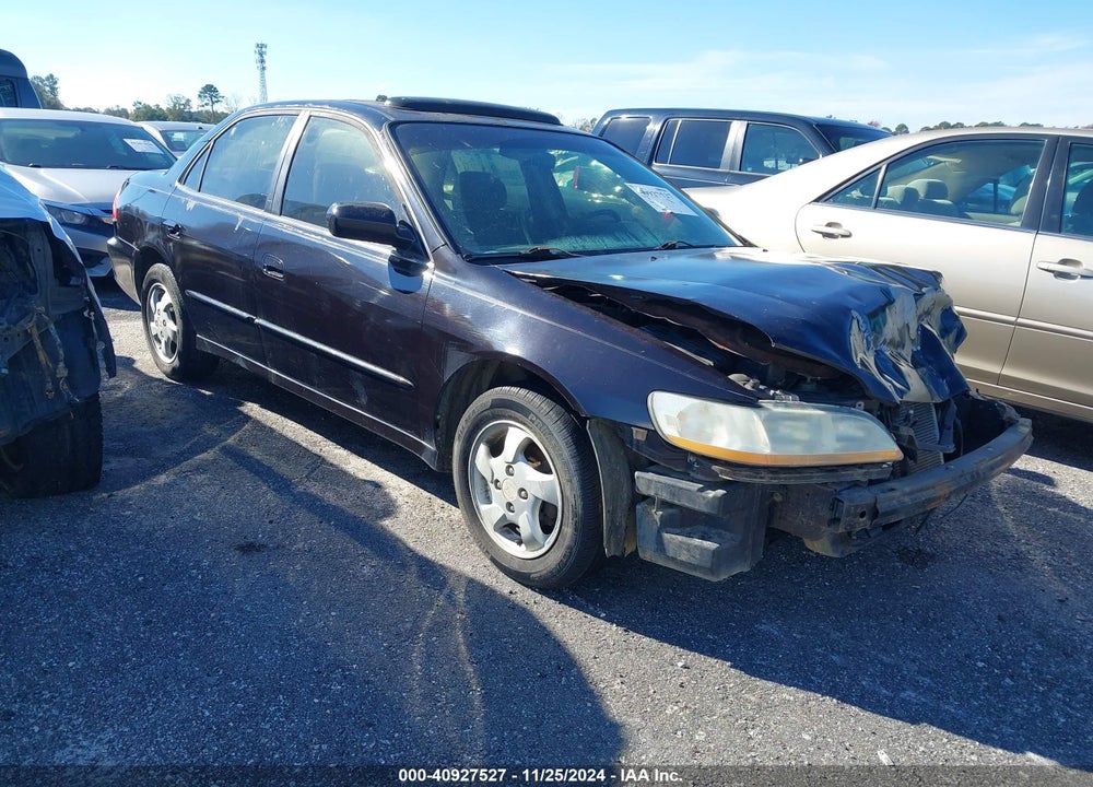 1998 HONDA ACCORD EX VIN: 1HGCG6678WA181319