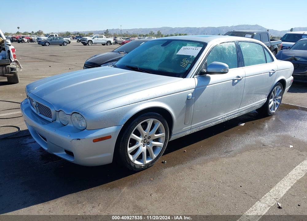 2008 JAGUAR XJ VIN: SAJWA79BX8SH29339