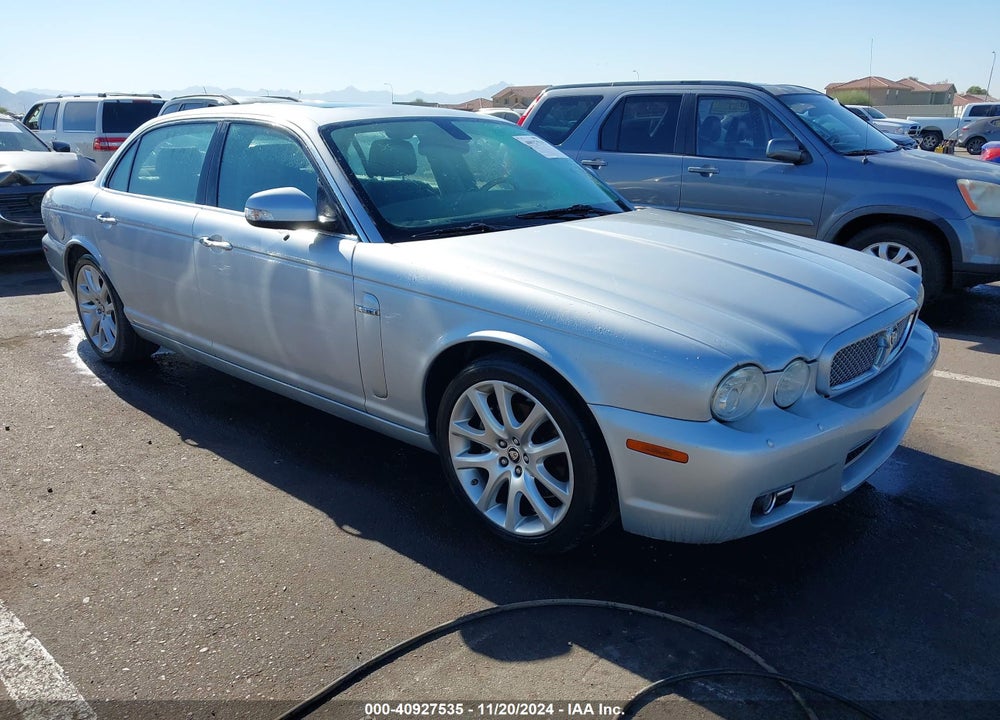 2008 JAGUAR XJ VIN: SAJWA79BX8SH29339
