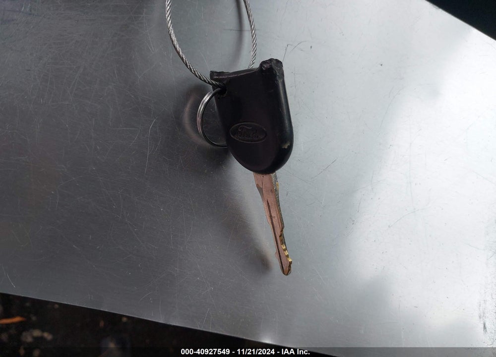 2009 FORD FOCUS SES VIN: 1FAHP36N79W225454