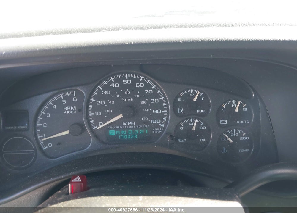 2002 CHEVROLET SILVERADO 1500 LS VIN: 2GCEC19T421140821