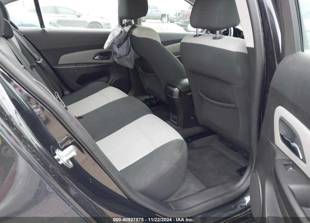 2011 CHEVROLET CRUZE LS VIN: 1G1PC5SHXB7292068