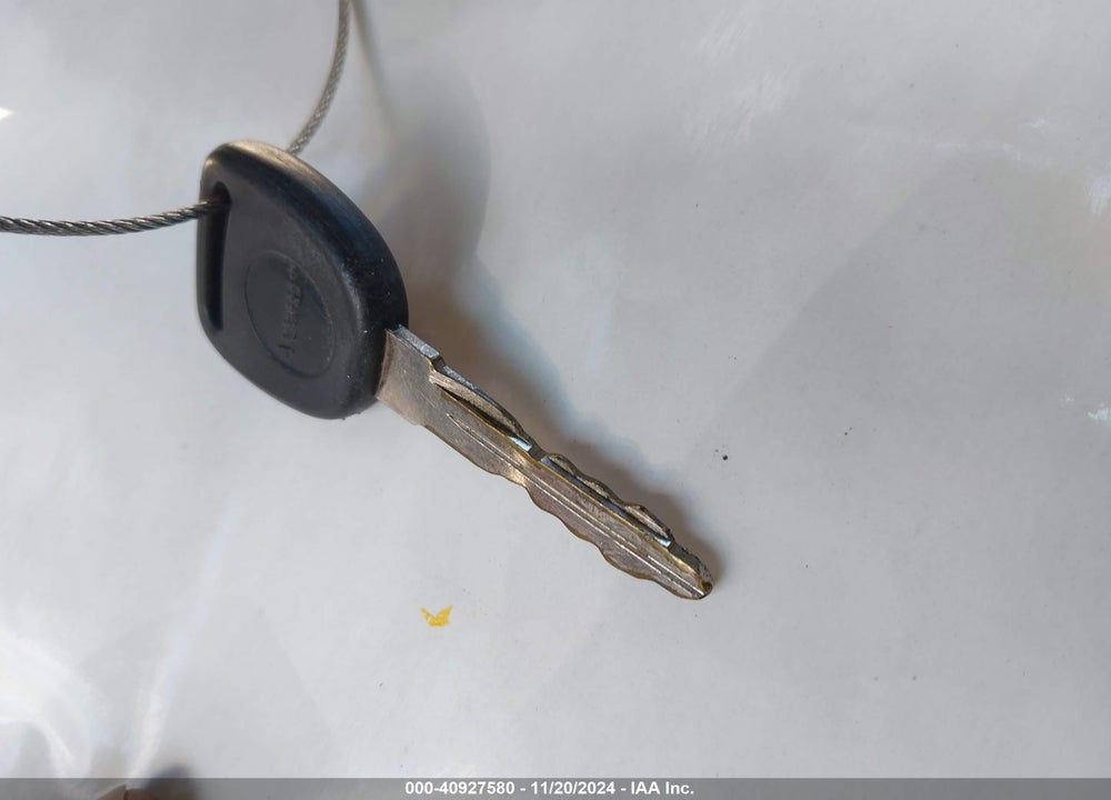 2001 SATURN L200 VIN: 1G8JU52FX1Y532974