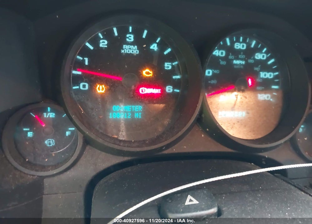 2010 CHEVROLET SILVERADO 1500 LS VIN: 3GCRCREA0AG258083