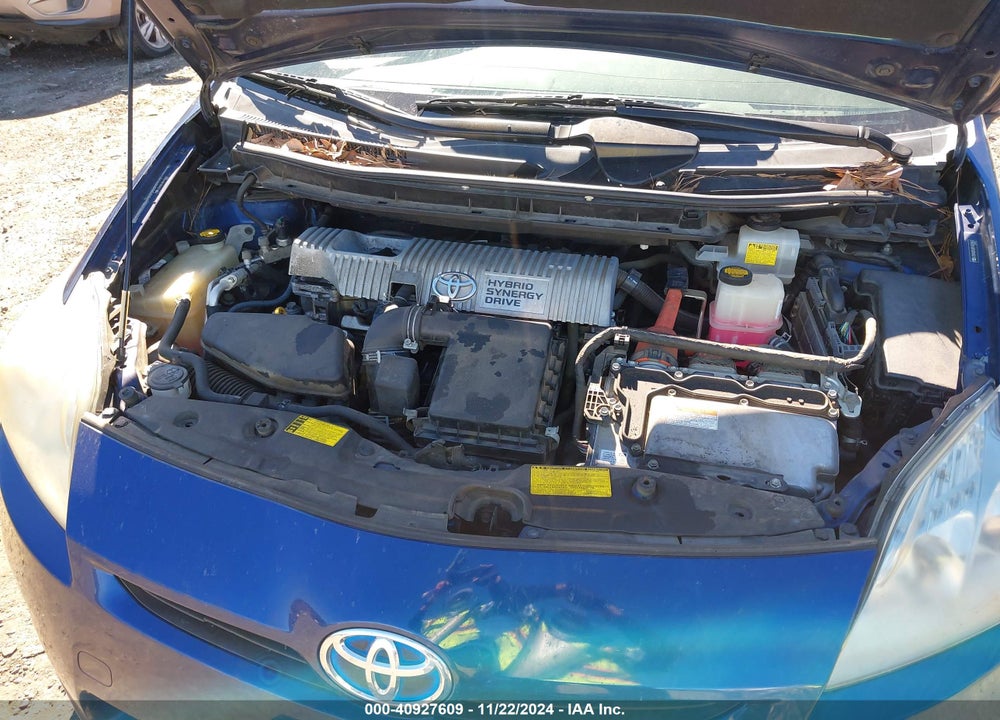 2011 TOYOTA PRIUS TWO VIN: JTDKN3DU3B1432863