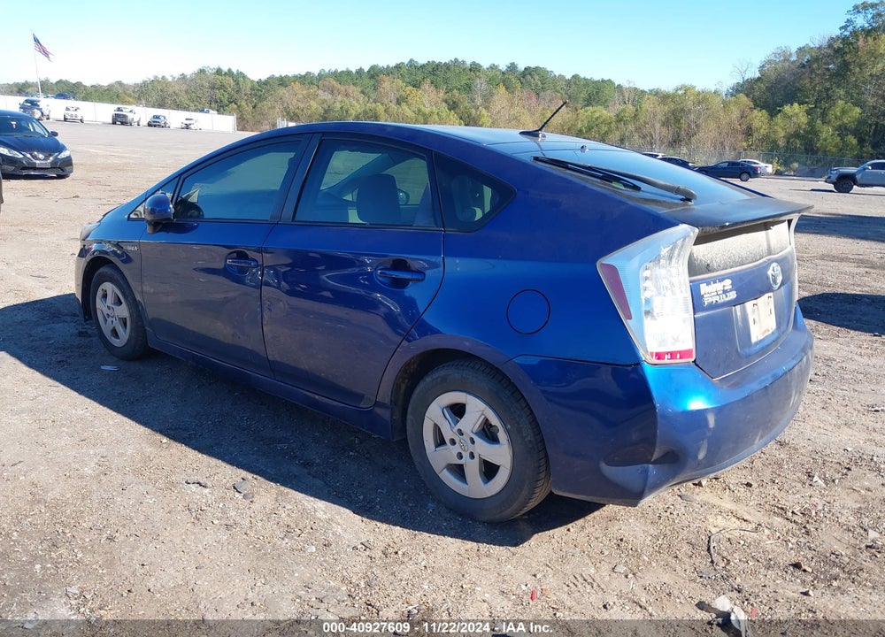 2011 TOYOTA PRIUS TWO VIN: JTDKN3DU3B1432863