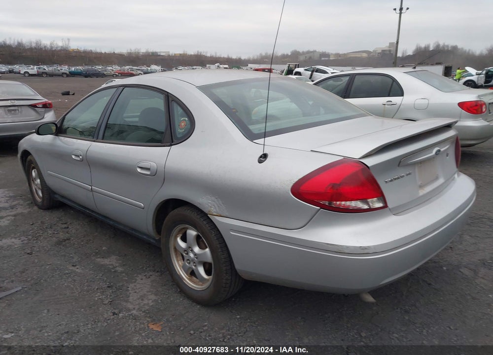 2005 FORD TAURUS SE VIN: 1FAFP53U95A298444