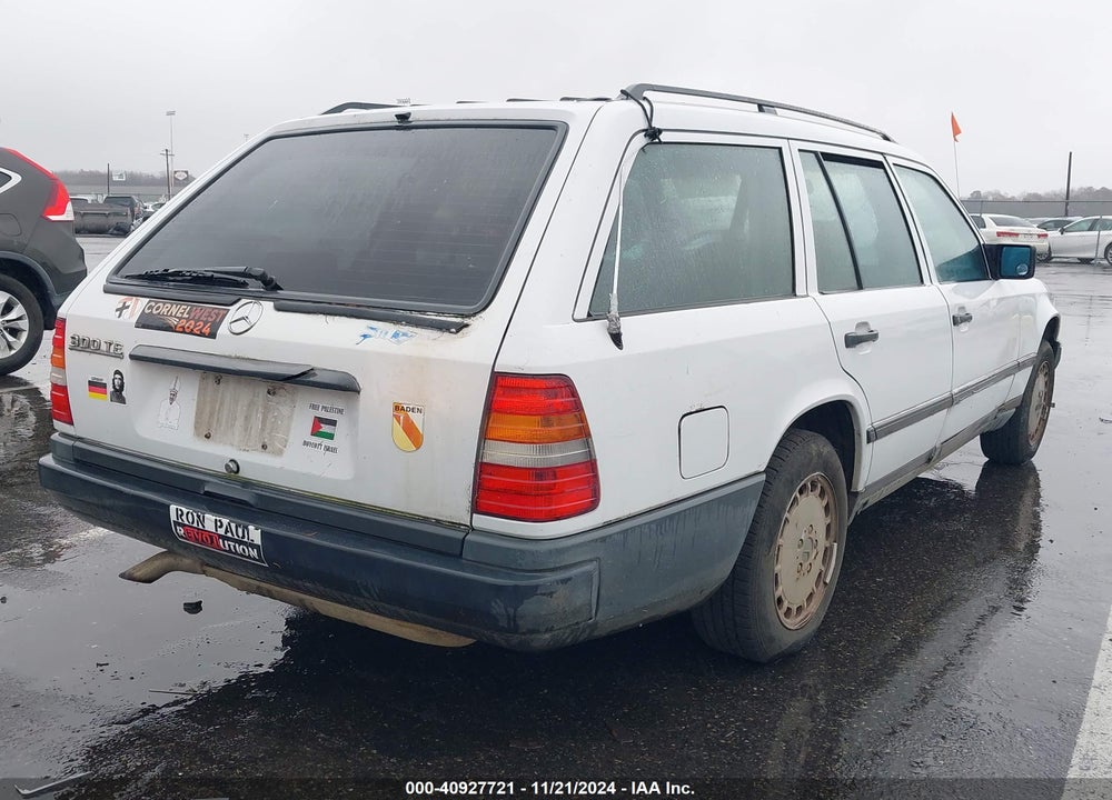 1988 MERCEDES-BENZ 300 TE VIN: WDBEA90D9JF066490