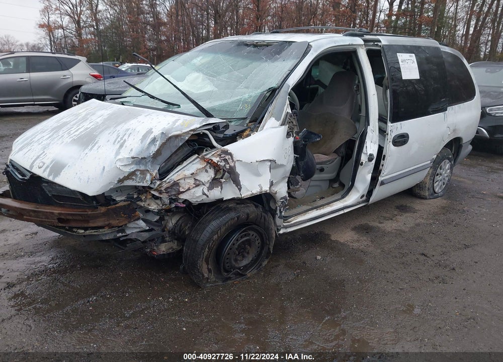 2000 DODGE GRAND CARAVAN VIN: 2B4GP2435YR570861