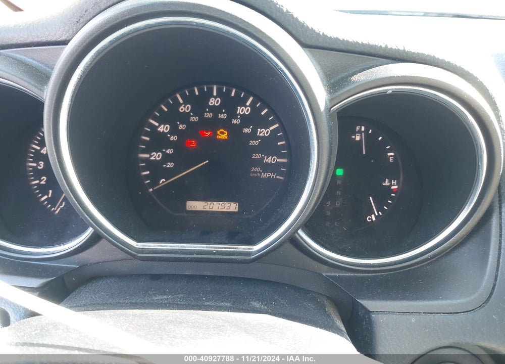 2004 LEXUS RX 330 VIN: JTJGA31U040011081