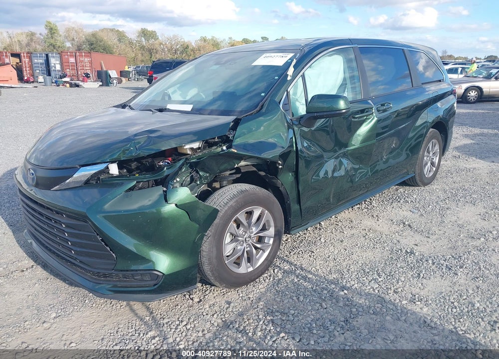 2024 TOYOTA SIENNA LE VIN: 5TDKSKFC4RS135833