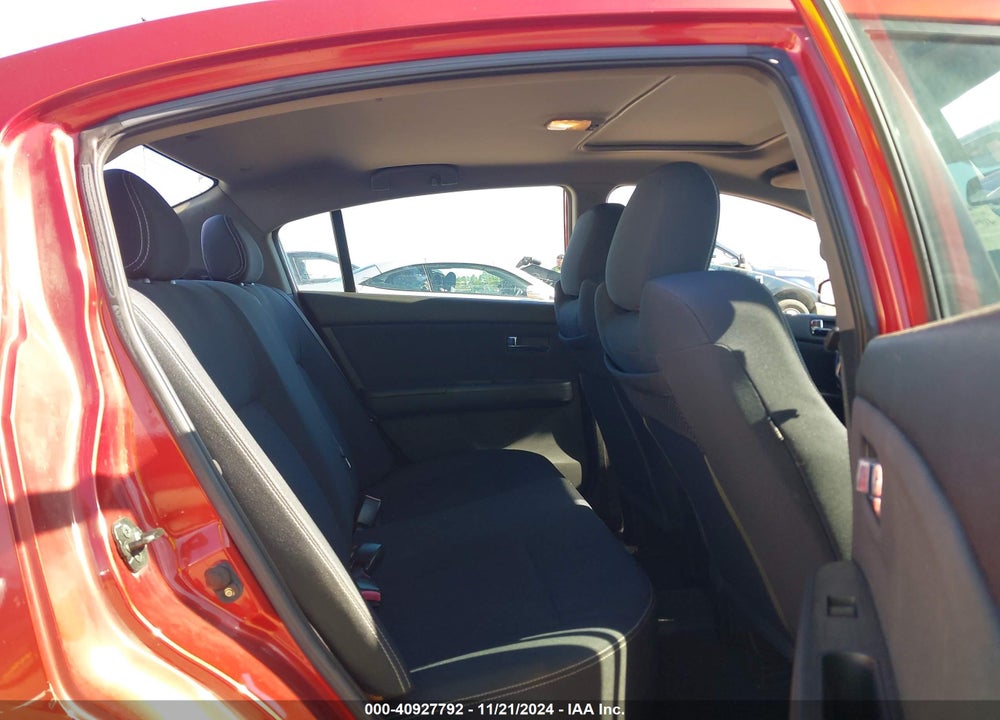 2011 NISSAN SENTRA SE-R SPEC V VIN: 3N1CB6AP2BL606219