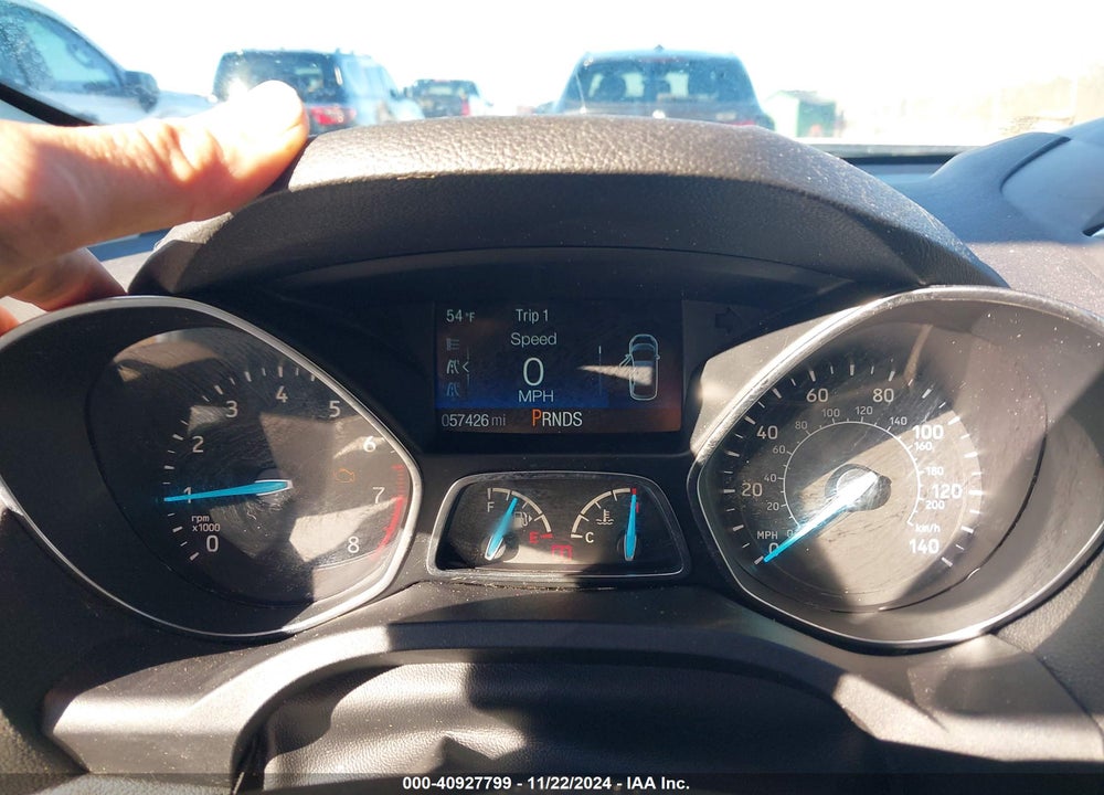 2018 FORD ESCAPE SEL VIN: 1FMCU0HD2JUC75061