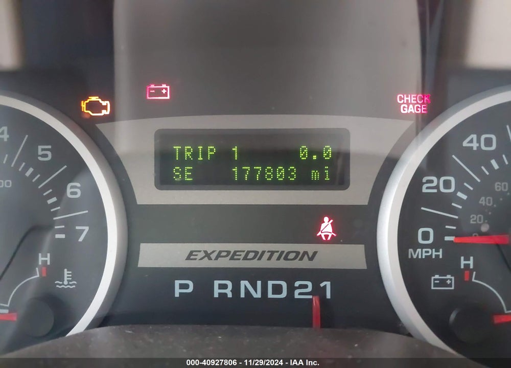 2005 FORD EXPEDITION EDDIE BAUER/KING RANCH VIN: 1FMPU17585LA80109